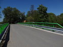 Silniční most přes Chrudimku pod Hostovicemi.